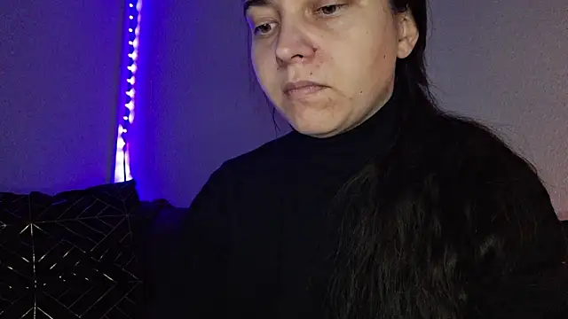 Cyndee Winter online show from 12.17.24