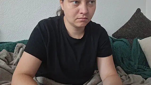 Cyndee Winter online show from 09.10.25