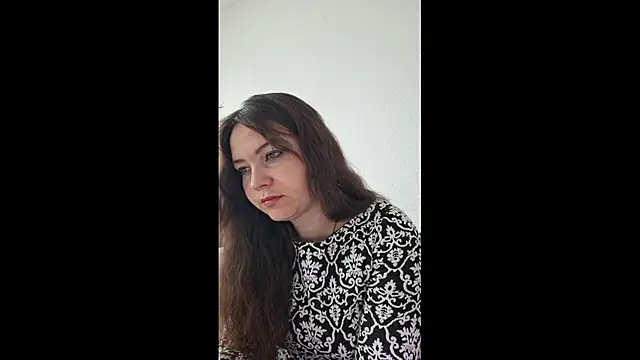 Cyndee Winter online show from 11.20.25