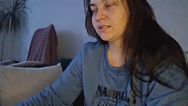 Cyndee Winter online show from 11.28.25