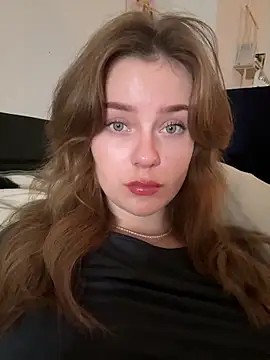 MaribelRiver online show from 12.20.24