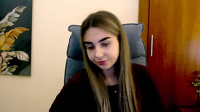 Snapshot of Lili_magic chatting on 01.25.25 Lili magic online show from 01.25.25