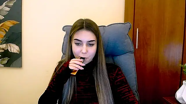 Snapshot of Lili_magic chatting on 02.01.25 Lili magic online show from 02.01.25