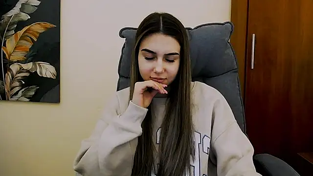 Snapshot of Lili_magic chatting on 02.21.25 Lili magic online show from 02.21.25