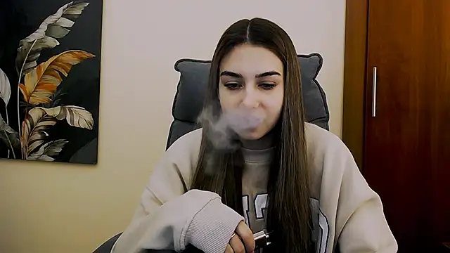 Snapshot of Lili_magic chatting on 02.23.25 Lili magic online show from 02.23.25