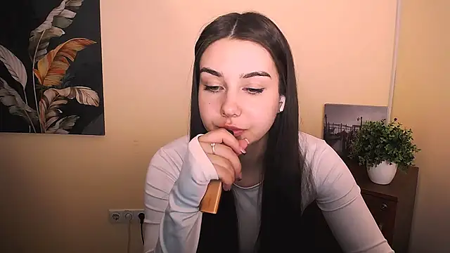 Snapshot of Lili_magic chatting on 09.10.25 Lili magic online show from 09.10.25