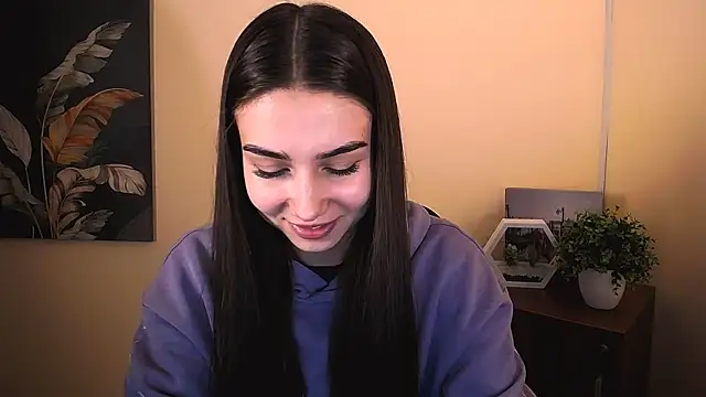 Snapshot of Lili_magic chatting on 10.05.25 Lili magic online show from 10.05.25