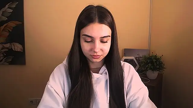 Snapshot of Lili_magic chatting on 10.15.25 Lili magic online show from 10.15.25