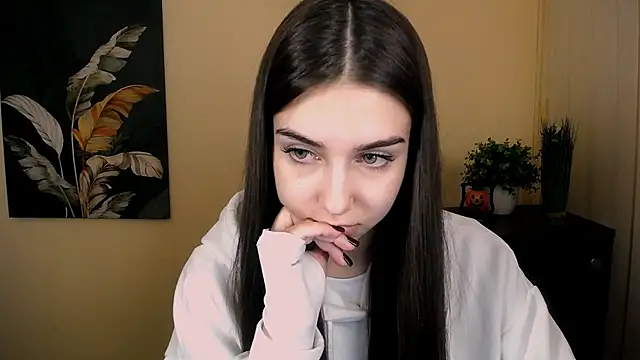 Snapshot of Lili_magic chatting on 10.26.25 Lili magic online show from 10.26.25