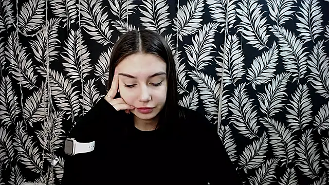 Lili magic online show from 12.17.25