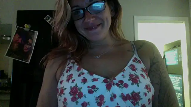 Snapshot of bella8769 chatting on 02.20.26 bella8769 online show from 02.20.26