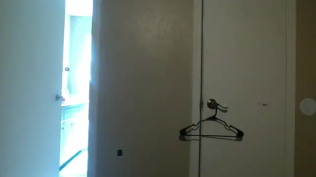 Snapshot of bella8769 chatting on 02.25.26 bella8769 online show from 02.25.26