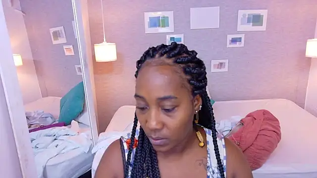 kiara evanss online show from 09.20.25