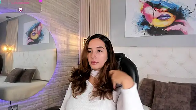 emma  smith1 online show from 09.19.25