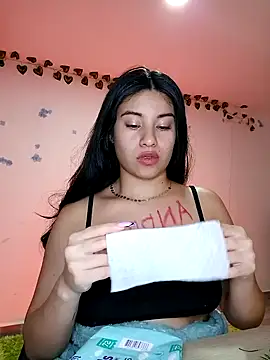 tara20  online show from 12.07.24