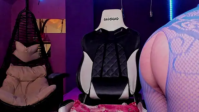 HalaanaTendeer online show from 12.13.24