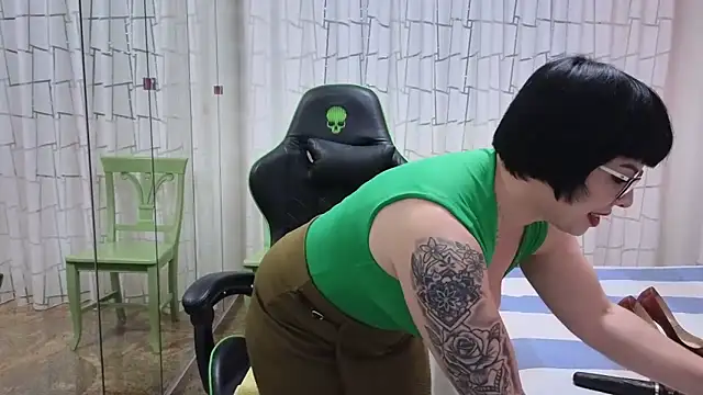   Nina online show from 02.27.25