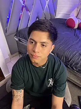 Niicky1  online show from 12.22.24