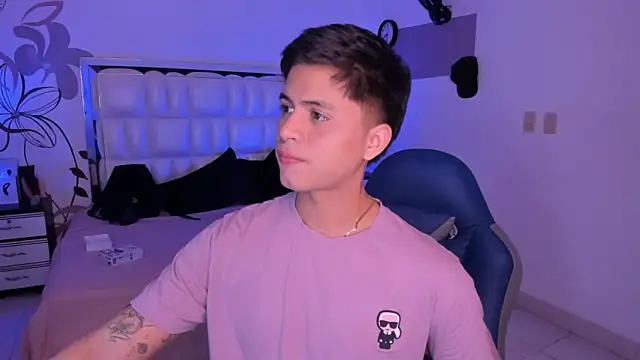 Niicky1  online show from 01.02.25