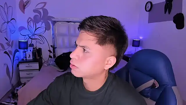 Niicky1  online show from 01.26.25