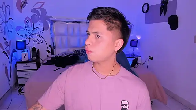 Niicky1  online show from 02.02.25