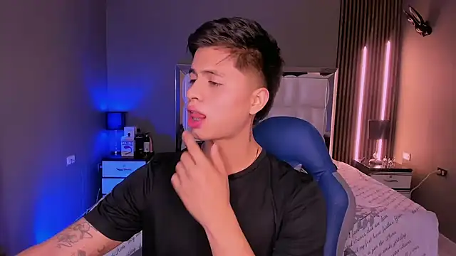 Niicky1  online show from 03.07.25