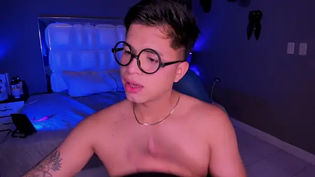 Niicky1  online show from 09.18.25