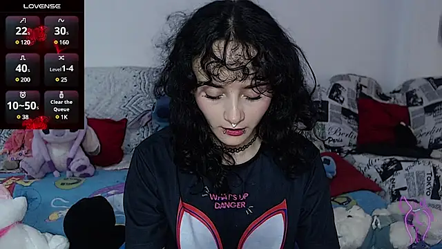 kitty22  online show from 01.28.25