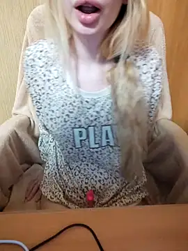 Elza kom online show from 12.14.24