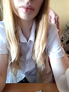 Elza kom online show from 11.20.25