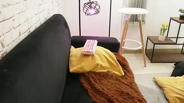 Sofhia cruz online show from 12.18.25