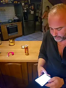 Snapshot of isabellaandtom chatting on 10.23.25 isabellaandtom online show from 10.23.25