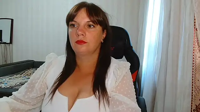 Jane Luste online show from 07.04.26