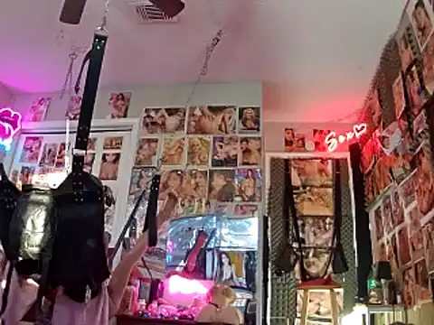 luvs2cumm69 online show from 12.03.24