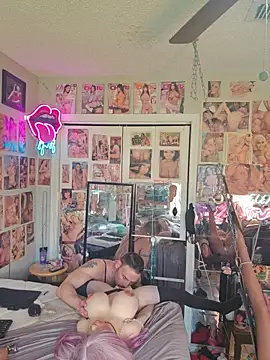 Snapshot of luvs2cumm69 chatting on 05.07.26 luvs2cumm69 online show from 05.07.26