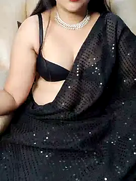 Traditional Housewife  online show from 01.29.25