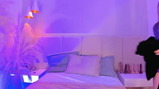 Snapshot of sofia_pamela chatting on 02.22.25 sofia pamela online show from 02.22.25