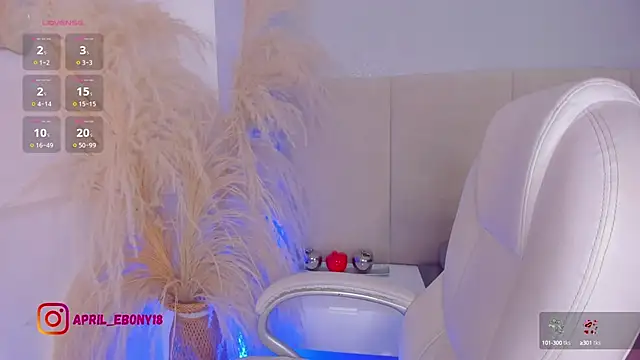 Snapshot of sofia_pamela chatting on 09.19.25 sofia pamela online show from 09.19.25