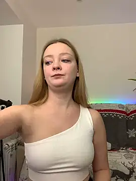 Snapshot of Radiants_two chatting on 12.07.24 Radiants two online show from 12.07.24