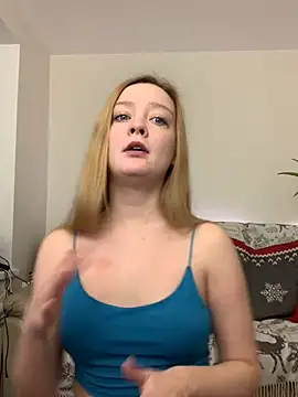 Snapshot of Radiants_two chatting on 12.15.24 Radiants two online show from 12.15.24