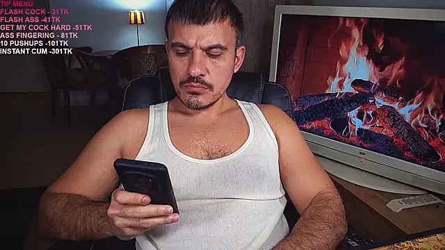 Snapshot of officeman7 chatting on 03.07.25 officeman7 online show from 03.07.25