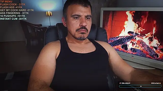 Snapshot of officeman7 chatting on 11.07.25 officeman7 online show from 11.07.25