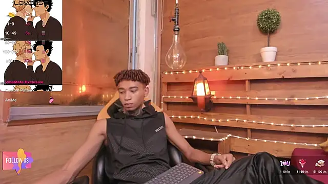 Snapshot of sexy_blacks_ chatting on 02.18.25 sexy blacks online show from 02.18.25