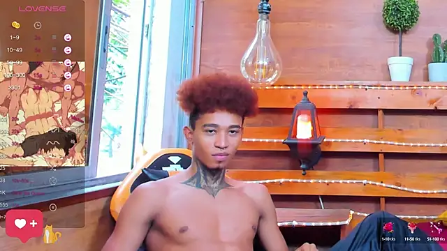 Snapshot of sexy_blacks_ chatting on 03.04.25 sexy blacks online show from 03.04.25