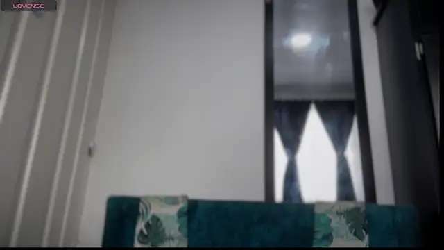 Snapshot of sexy_blacks_ chatting on 10.30.25 sexy blacks online show from 10.30.25