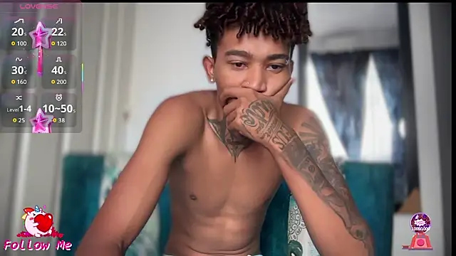 Snapshot of sexy_blacks_ chatting on 11.04.25 sexy blacks online show from 11.04.25