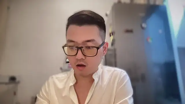 Snapshot of wangjian2324 chatting on 02.16.25 wangjian2324 online show from 02.16.25