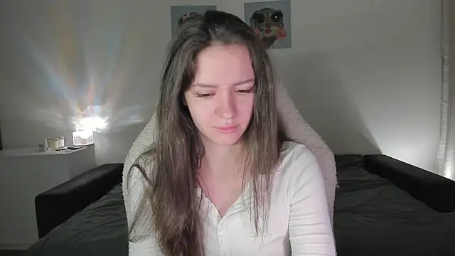 Sonia moon  online show from 09.20.25