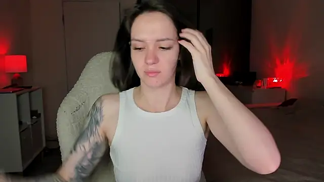 Snapshot of Sonia_moon_ chatting on 11.03.25 Sonia moon online show from 11.03.25