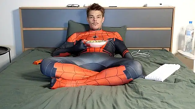 Snapshot of DENIS_HERE chatting on 11.18.25 DENIS HERE online show from 11.18.25